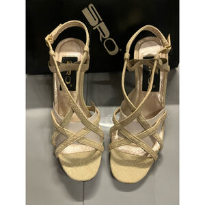 Women's SRO Beige Heels Size 6M